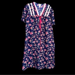 - Women’s “House” Cute Dress lightweight